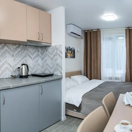 Myfreedom поруч із метро кловська Apartmán *