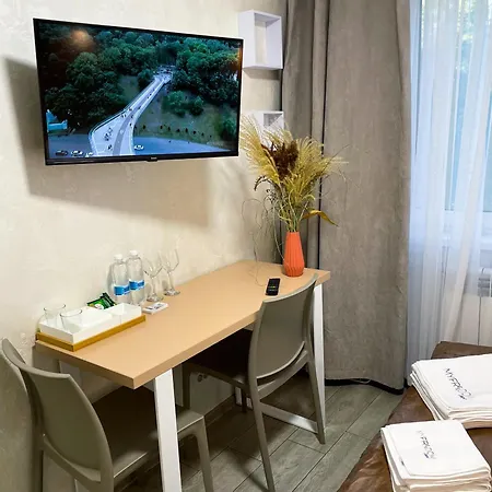 Myfreedom поруч із метро кловська Apartmán